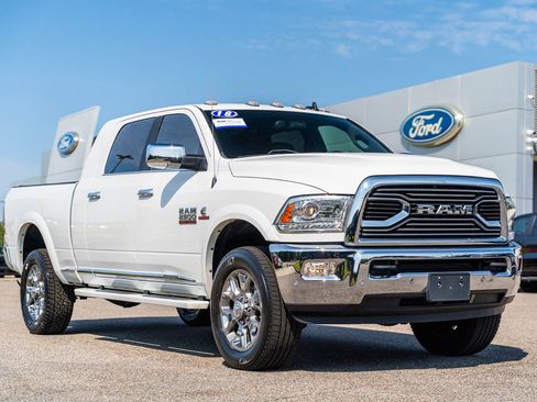 Used 2018 RAM 2500 Limited AWD/4WD image 1