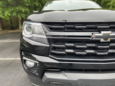 Used 2022 Chevrolet Colorado LT w/ Luxury Package RWD image 11
