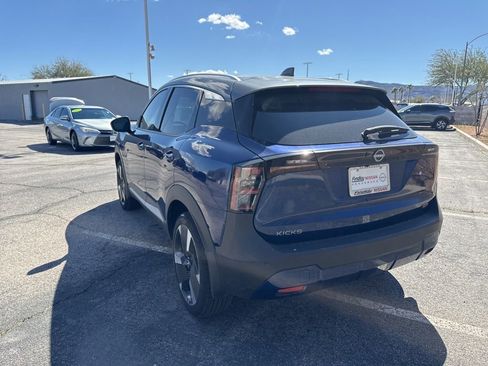 Used 2025 Nissan Kicks SR image 10
