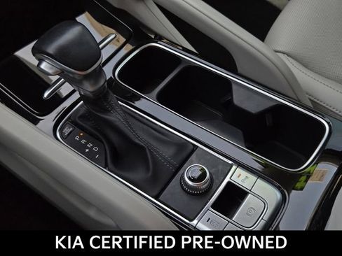 Certified 2024 Kia Telluride S FWD image 25