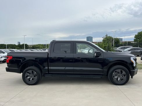 Used 2025 Ford F150 Lightning Flash AWD/4WD image 3