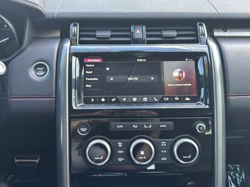 Used 2017 Land Rover Discovery HSE Luxury AWD/4WD image 11