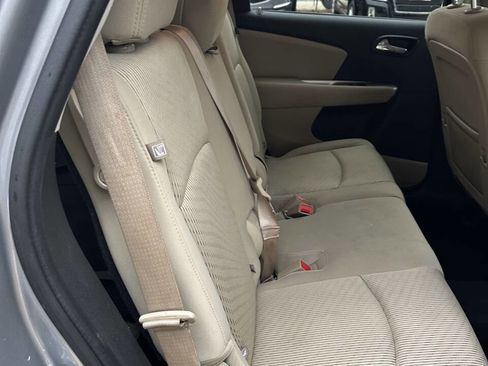 Used 2016 Dodge Journey SXT w/ Comfort/Convenience Group image 19