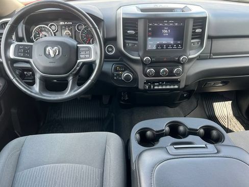 Used 2020 RAM 2500 Big Horn w/ Level 1 Equipment Group AWD/4WD image 3