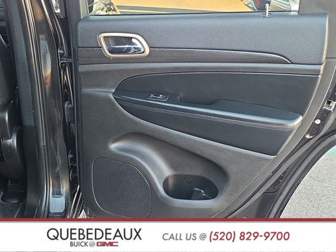 Used 2015 Jeep Grand Cherokee Altitude RWD image 22