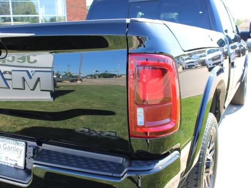 Used 2025 RAM 2500 Limited AWD/4WD image 48