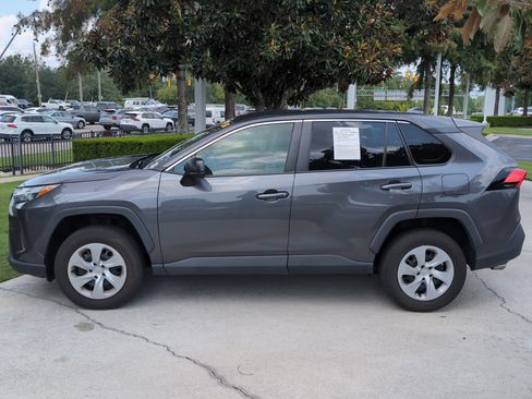 Used 2025 Toyota RAV4 LE FWD image 7