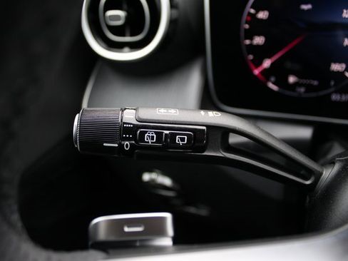 New 2025 Mercedes-Benz GLC 350e GLC 350e image 17