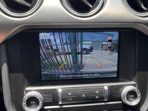 Used 2022 Ford Mustang GT Premium RWD image 17