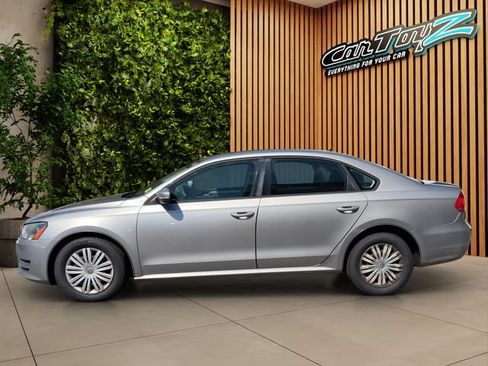 Used 2014 Volkswagen Passat 2.5 S FWD image 2