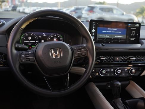 Used 2023 Honda Accord EX-L image 21