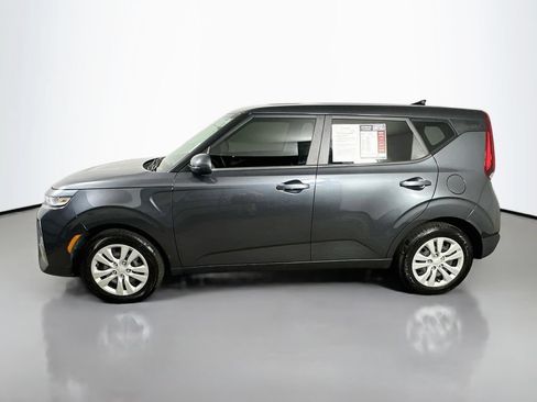 Used 2022 Kia Soul LX FWD image 5