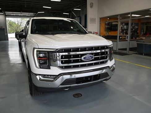 Used 2022 Ford F150 Lariat w/ Equipment Group 502A High image 3