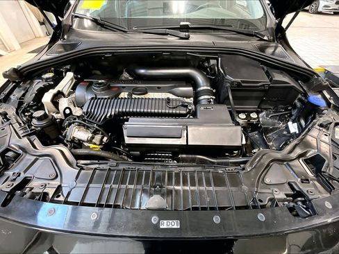 Used 2016 Volvo V60 T5 Premier image 29