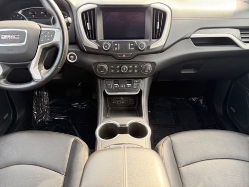 Used 2021 GMC Terrain SLT w/ Infotainment Package II image 11