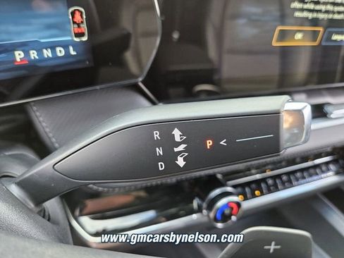New 2026 Chevrolet Equinox LT w/ Convenience Package II FWD image 14