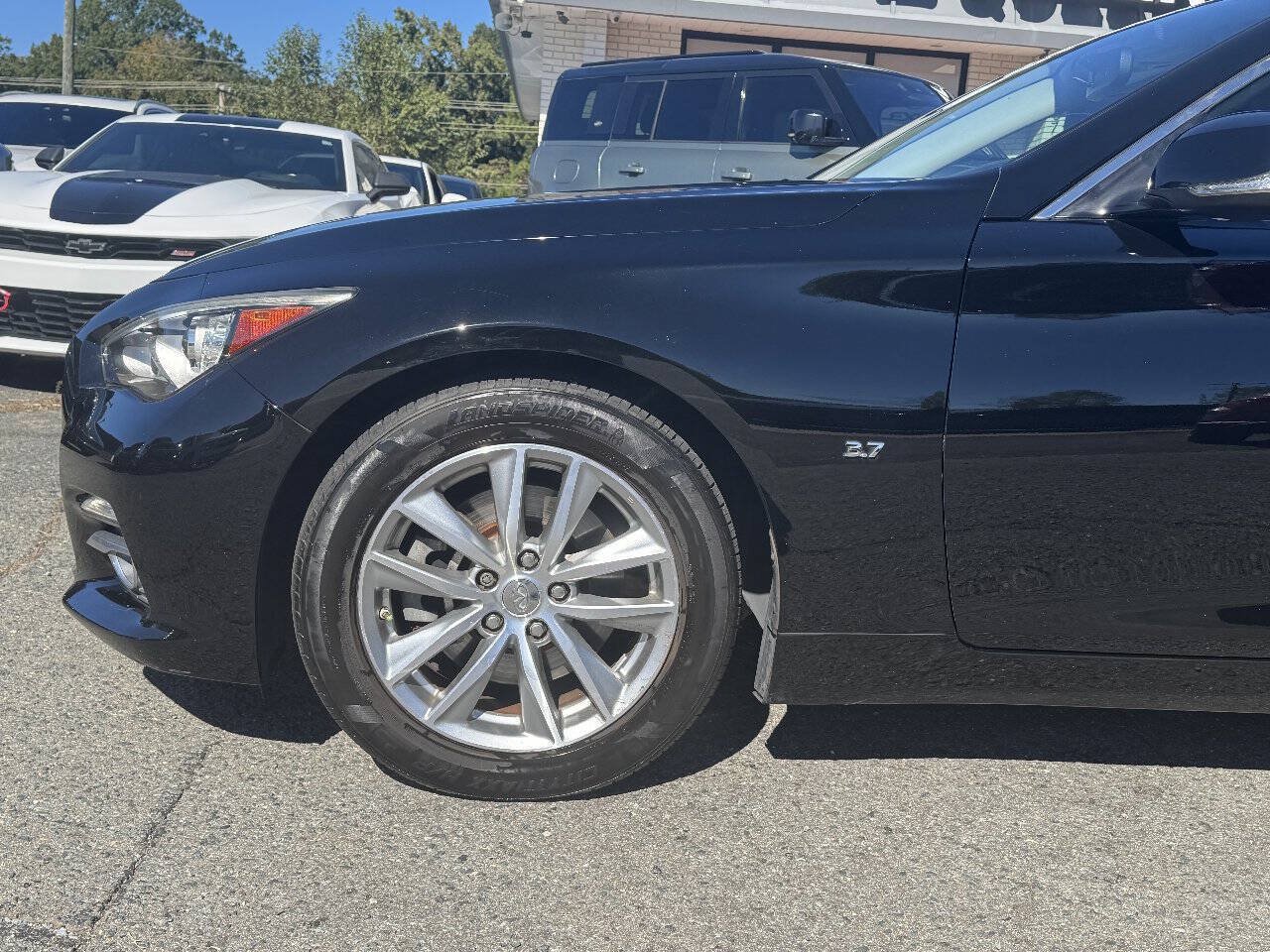 Used 2015 INFINITI Q50 Premium RWD image 18