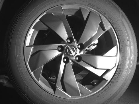 Used 2025 Nissan Rogue SV FWD image 14