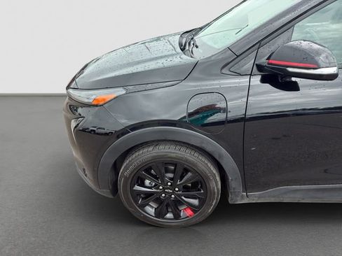 Used 2023 Chevrolet Bolt EUV LT w/ Convenience Package FWD image 22