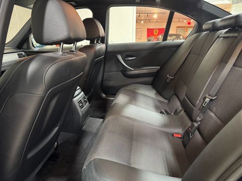 Used 2011 BMW M3 Sedan image 27