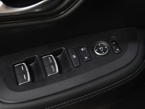 Used 2023 Honda HR-V EX-L image 21