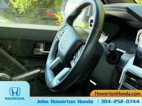 Used 2024 Toyota Tacoma TRD Off-Road AWD/4WD image 12