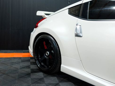 Used 2013 Nissan 370Z NISMO w/ Bose Pkg image 4