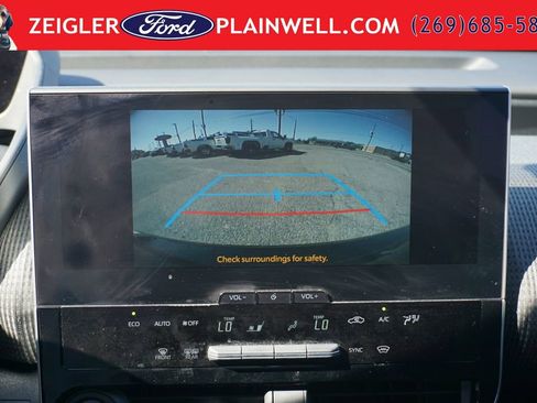 Used 2024 Toyota bZ4X FWD image 21