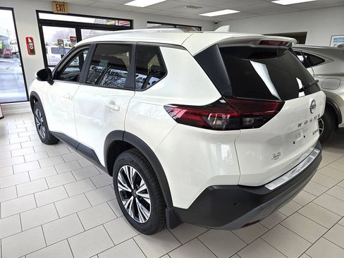 Used 2023 Nissan Rogue SV w/ SV Premium B Package AWD/4WD image 8