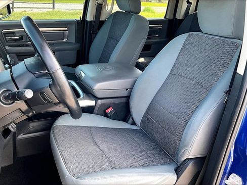 Used 2017 RAM 1500 Big Horn AWD/4WD image 24