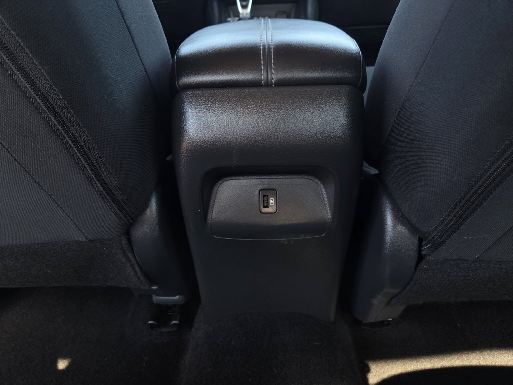 Used 2025 Nissan Sentra SV FWD image 22