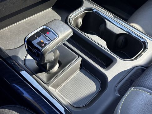 Used 2022 Chevrolet Silverado 1500 ZR2 w/ Technology Package image 26