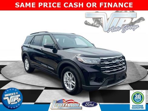 Used 2026 Ford Explorer Active AWD/4WD image 1