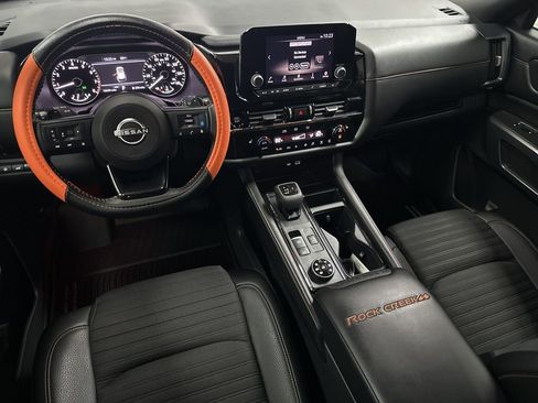 Used 2025 Nissan Pathfinder Rock Creek AWD/4WD image 13