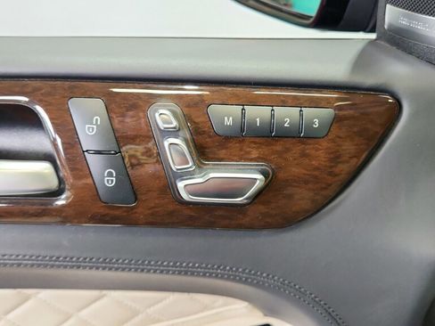 Used 2018 Mercedes-Benz GLE 43 AMG 4MATIC w/ Premium 3 Package image 27