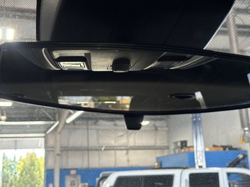Used 2025 Chevrolet Tahoe LT AWD/4WD image 25