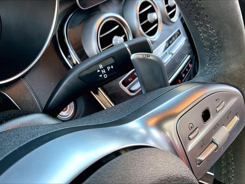 Used 2020 Mercedes-Benz GLC 43 AMG 4MATIC image 16