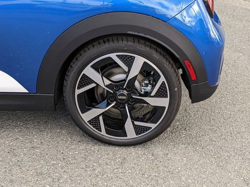 New 2026 MINI Cooper 2-Door Hardtop image 10