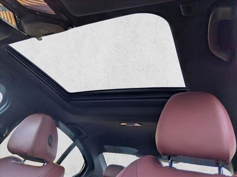 Certified 2024 BMW 330i Sedan w/ Premium Package image 15