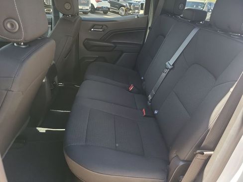 Certified 2024 GMC Canyon Elevation image 24