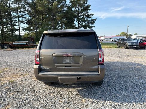 Used 2016 GMC Yukon SLE AWD/4WD image 6