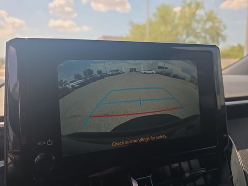 Used 2024 Toyota Corolla SE FWD image 29