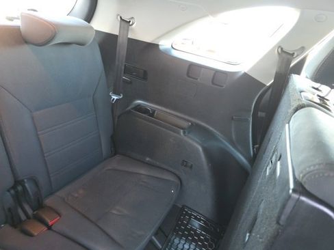 Used 2019 Kia Sorento LX image 15