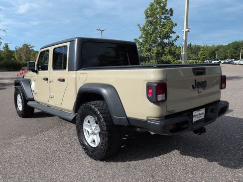 Used 2020 Jeep Gladiator Sport w/ Quick Order Package 24S AWD/4WD image 4