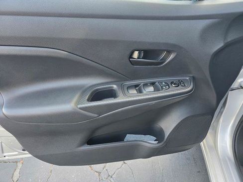 Used 2025 Nissan Versa S w/ Trunk Package FWD image 43