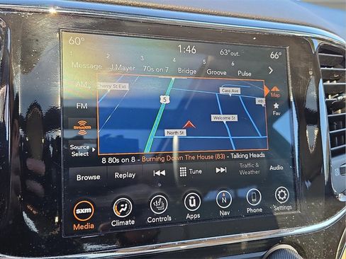 Used 2021 Jeep Grand Cherokee Limited w/ Luxury Group II image 20