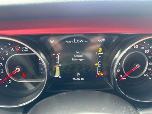 Certified 2021 Jeep Gladiator Rubicon AWD/4WD image 18