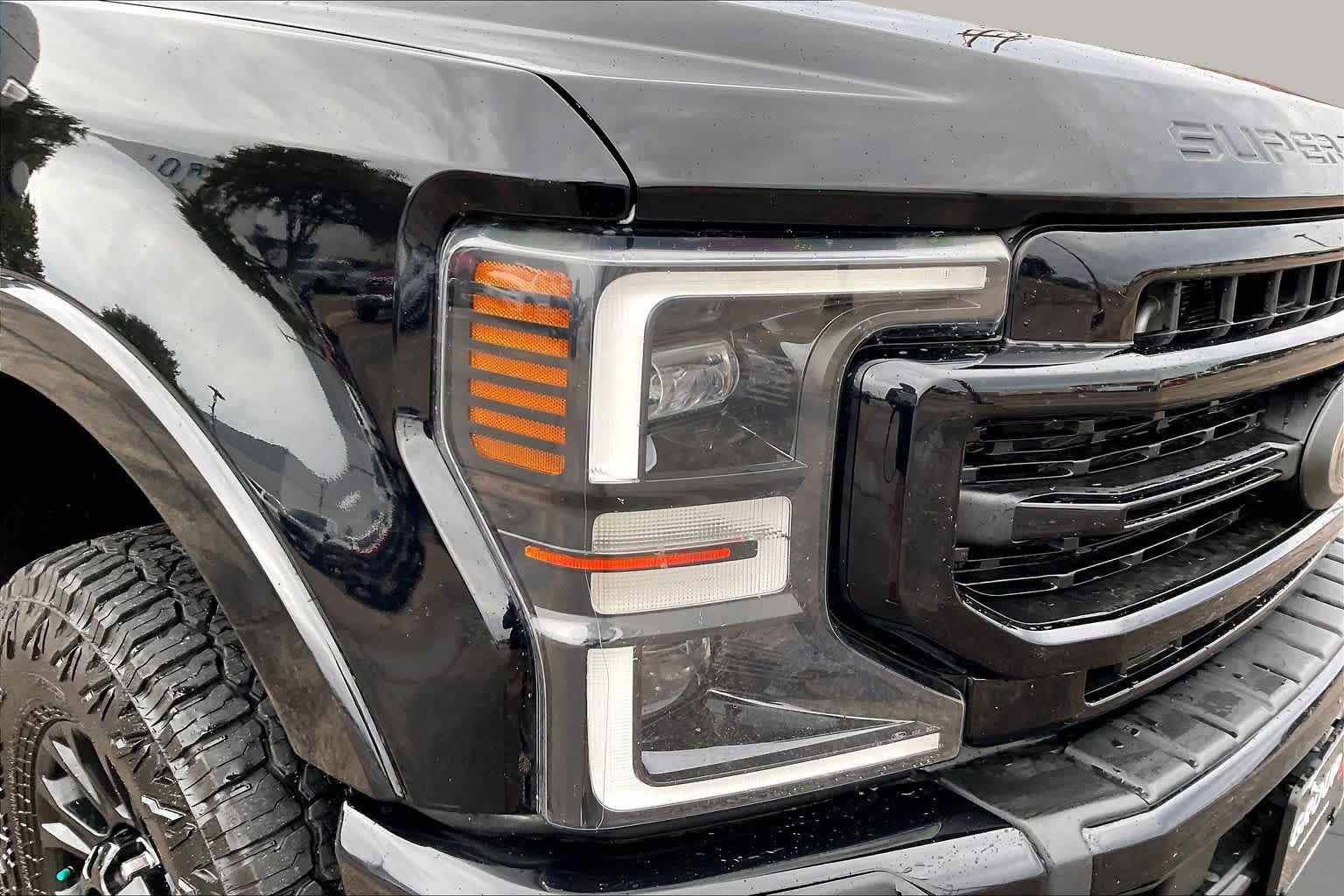 Used 2022 Ford F250 Lariat w/ Tremor Off-Road Package AWD/4WD image 27