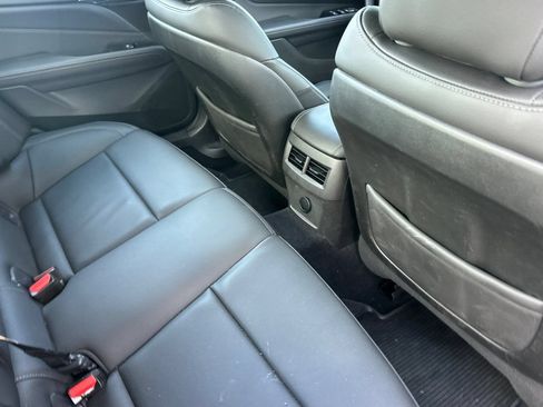 Used 2026 Cadillac CT4 Premium Luxury RWD image 18