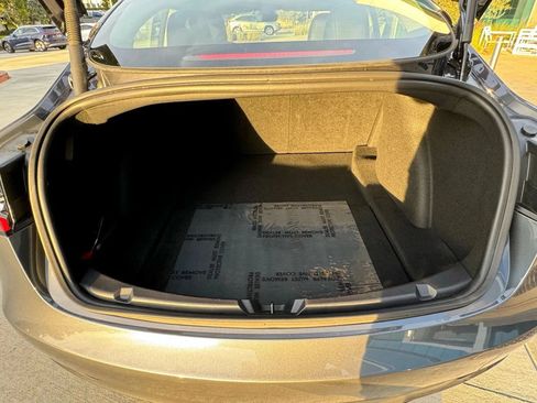 Used 2023 Tesla Model 3 Standard Range RWD image 40